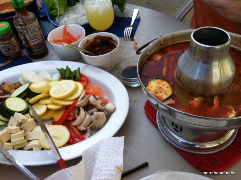 lẩu canh chua vietnamese hot pot fire pot