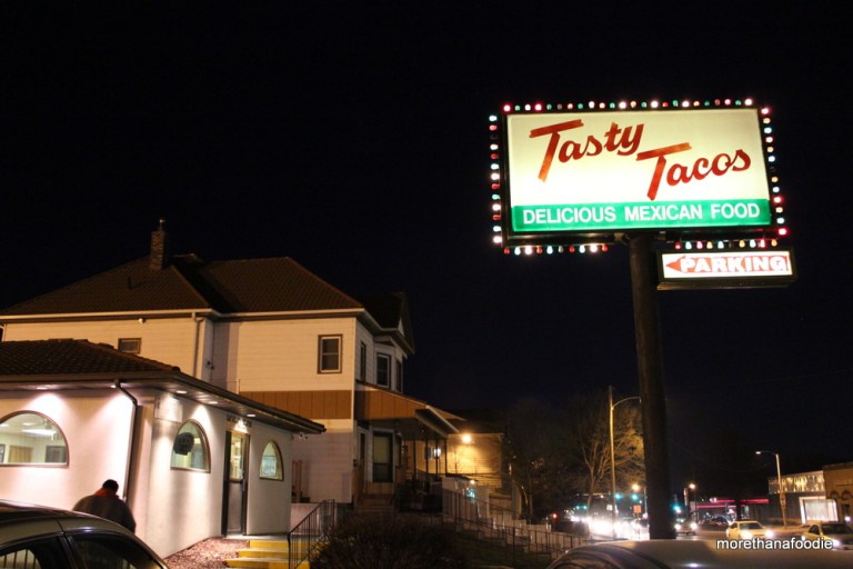 tasty taco store east grand des moines