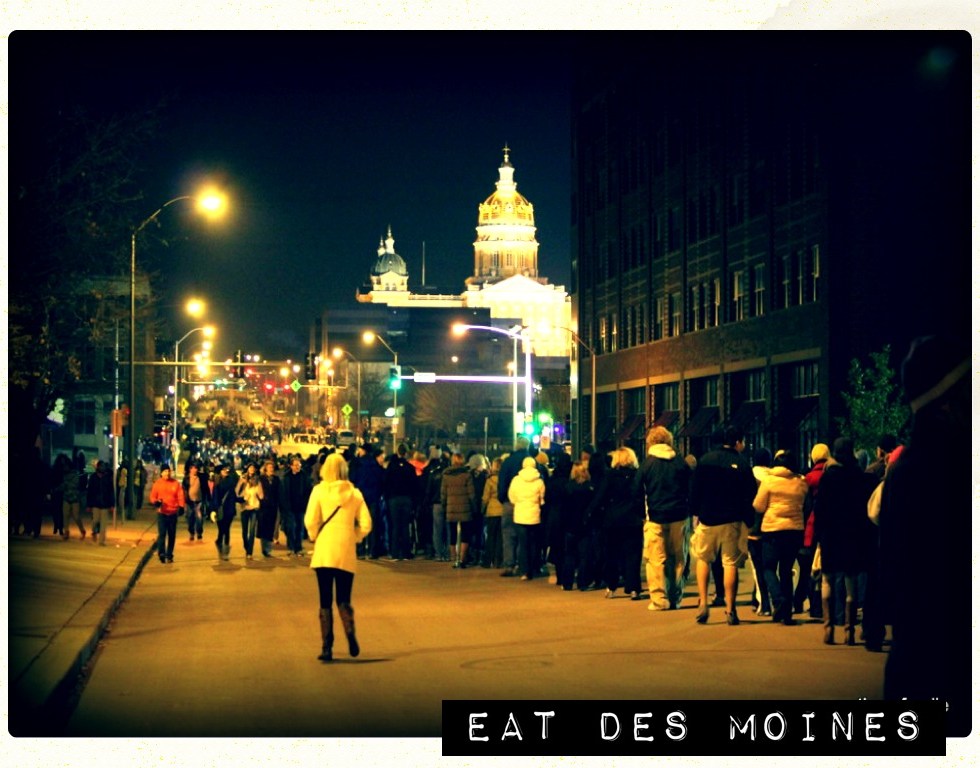 DSM East Village Night Capitol