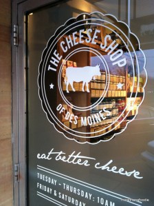 shoppes on roosevelt des moines iowa