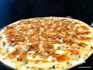 famous fongs crab rangoon pizza des moines iowa