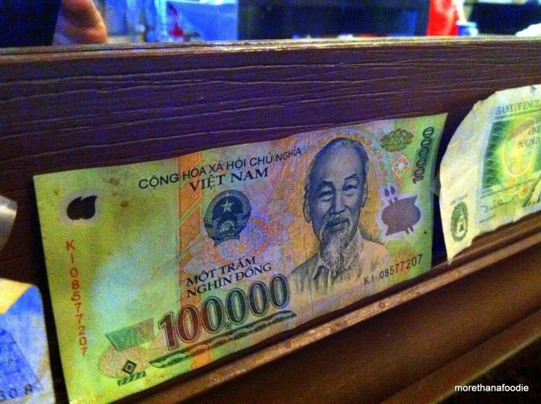 vietnamese 100,000 Dong