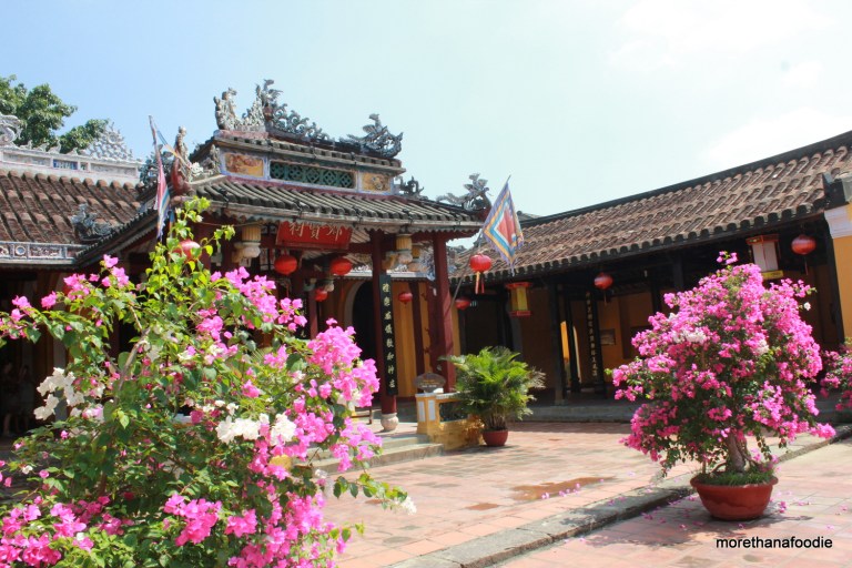 temple hoi an vietnam
