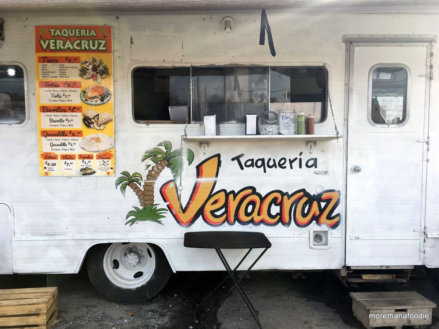 taqueria, veracruz, taqueria veracruz, street truck tacos, street tacos, tamales, banana leaft tamales, luis garcia, des moines eats, dive eats, des moines local eats,